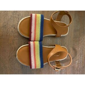 New Gap sandals size toddler 11